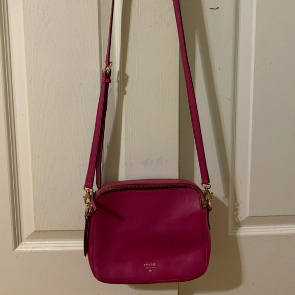 Fossil Genuine leather crossbody Purse - Picture 1 of 6